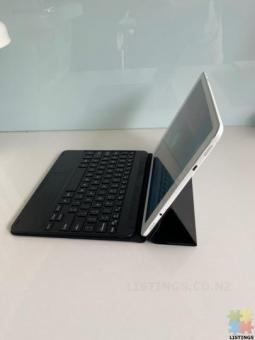 Samsung Galaxy S2 Tablet 32G (LTE version) with Keyboard