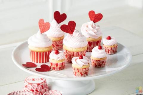 Valentines Cupcakes, Cakes, Cookies, Treat Box, Brownies, Macaroons , Gift Packs