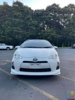 Toyota AQUA Limited Edition Hybrid 2014