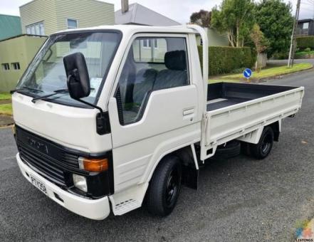 RELIABLE TOYOTA HIACE 2.5