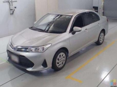 2018 Toyota corola axio hybrid