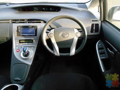 Toyota Prius Hybrid S *Alloys, Rev Camera* 2013