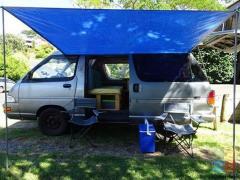 SELF-CONTAINED CAMPERVAN TOYOTA TOWNACE 94