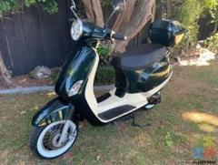 Scooter Moped 50 2017 Less then 18 Months old New Condition Super Economical